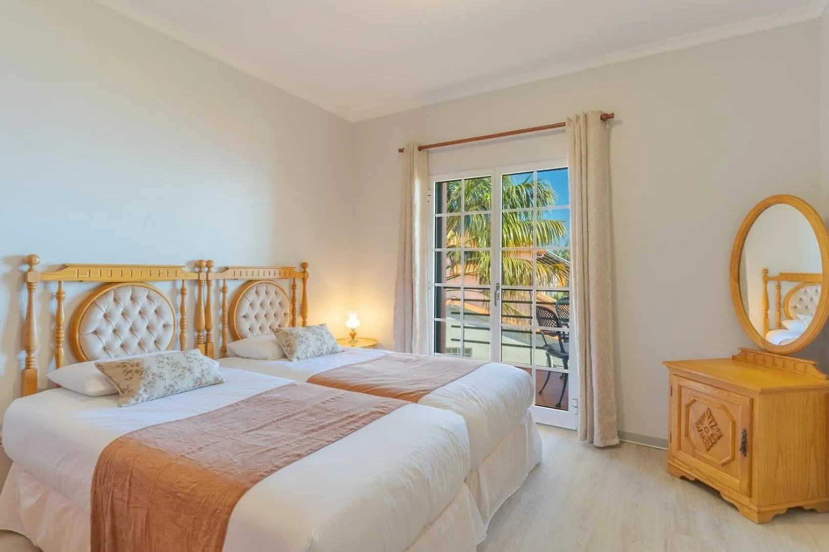 Alegria Apartment With Pool Estreito Da Calheta 0*,  포르투갈