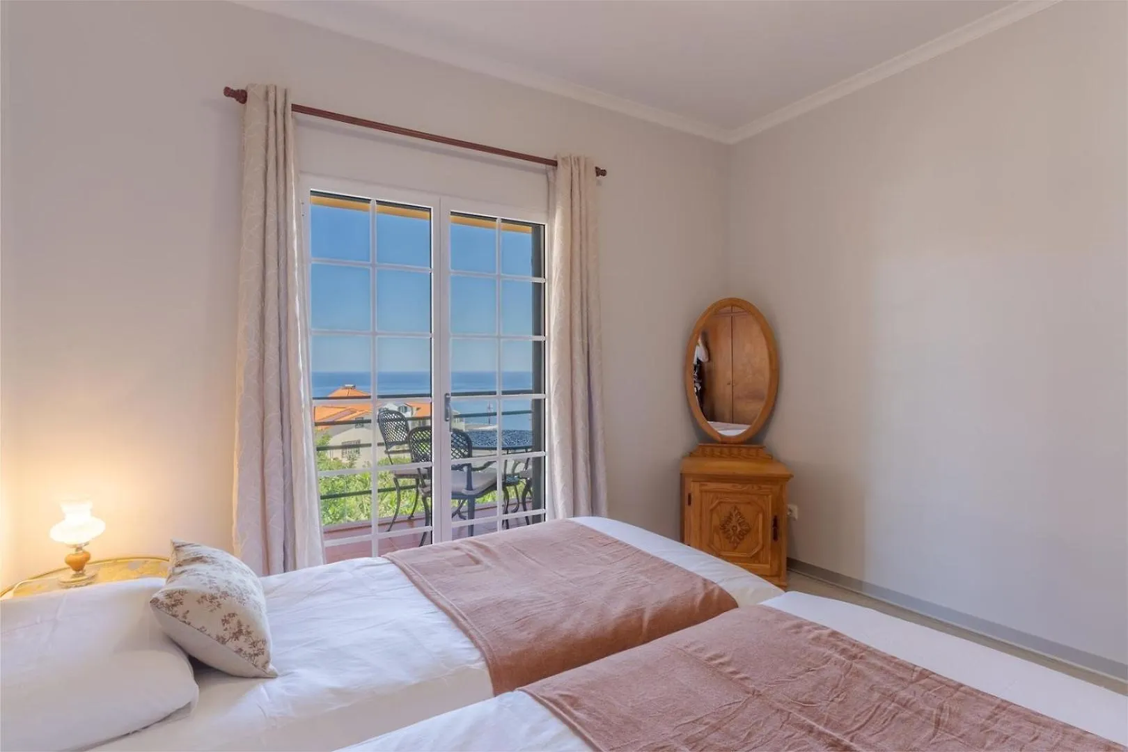 Alegria Apartment With Pool Estreito Da Calheta